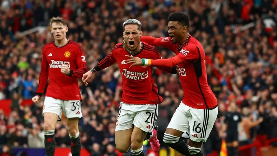 Manchester United Menang Dramatis Atas Liverpool